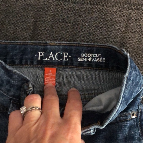 The Children’s Place boot cut jeans size 6 slim - Picture 3 of 4